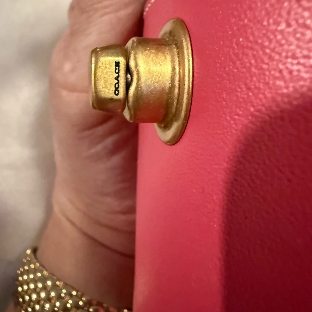 Coach Pink Round Leather Musical Box - Picture 2 of 7
